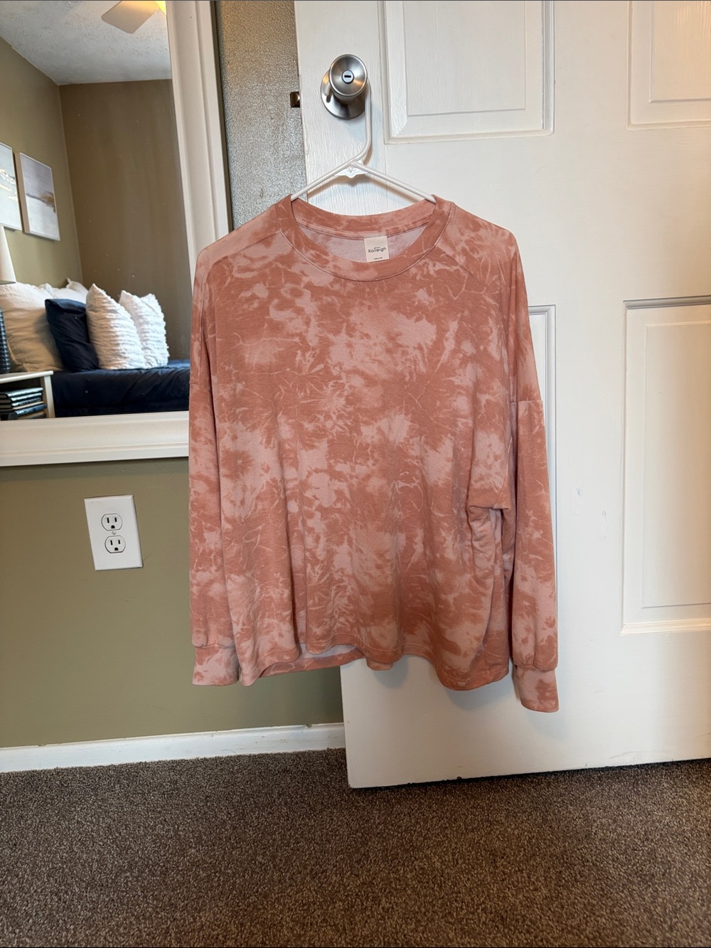 Kaileigh Dusty Rose Tie-Dye Pullover Sweatshirt